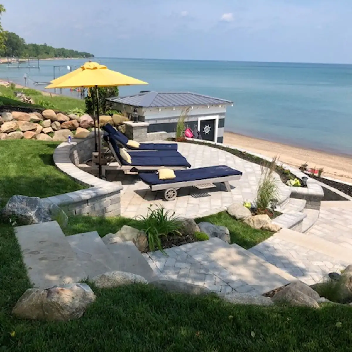 Premium outdoor living space in Bloomfield Township